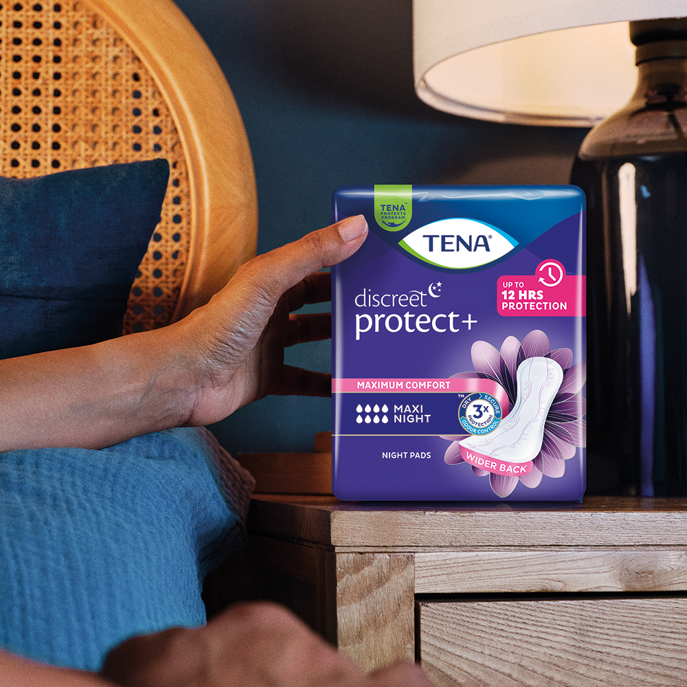 TENA Discreet Night op nachtkast TENA Discreet Night op nachtkast